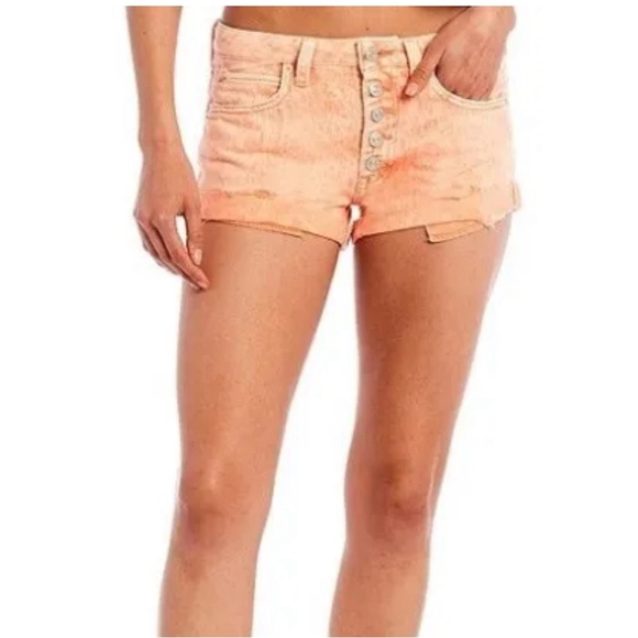 Free People We the Free 27 Sunny Peach Romeo Rolled Cuff Denim Button Fly Shorts - Picture 2 of 5
